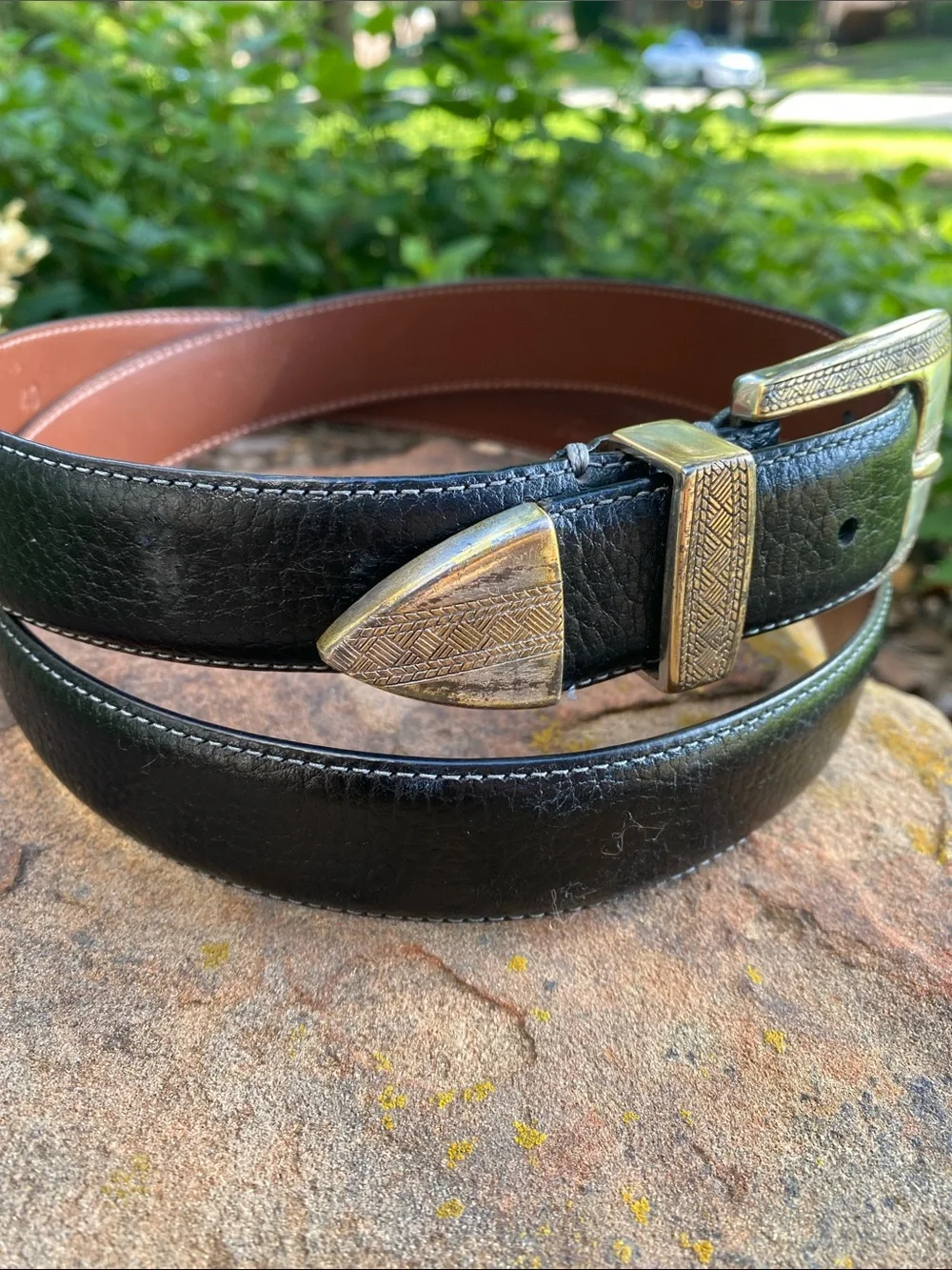 Johnston & Murphy Leather Belt with Decorative Etched Metal Buckle, Keeper & Tip